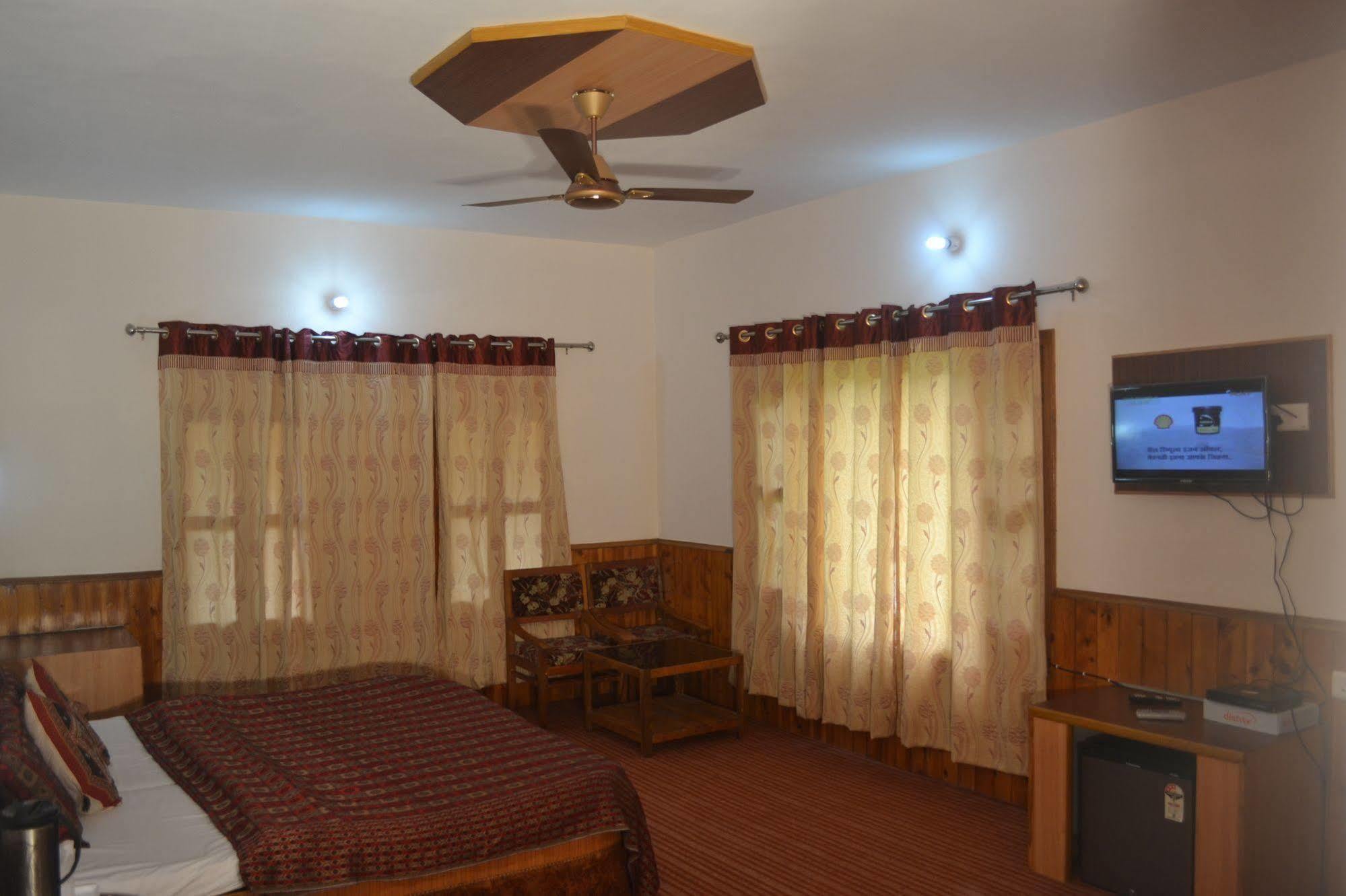 Hilltone Resorts & Spa Manāli Extérieur photo